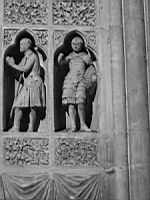 Reims, Cathedrale, Facade occidentale, Revers, D'Abraham a Jean-Baptiste; de Melchisedech a Jesus (scene 1) (Abraham, un chevalier)